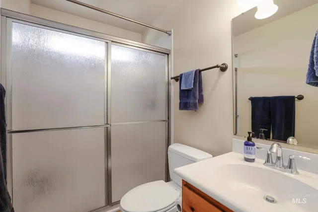 $925,000 | 136 Paradise Lane, Donnelly, ID 83615