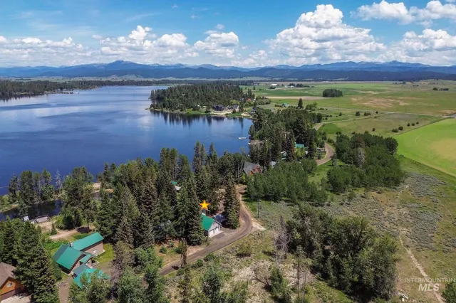 $925,000 | 136 Paradise Lane, Donnelly, ID 83615