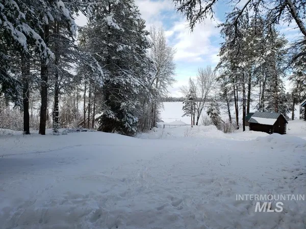 $925,000 | 136 Paradise Lane, Donnelly, ID 83615