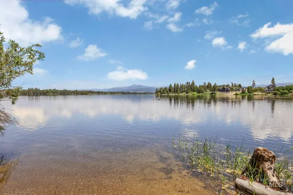 $925,000 | 136 Paradise Lane, Donnelly, ID 83615