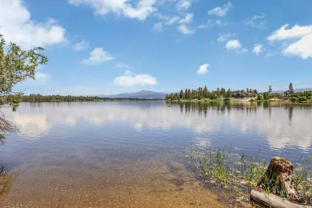 $925,000 | 136 Paradise Lane, Donnelly, ID 83615