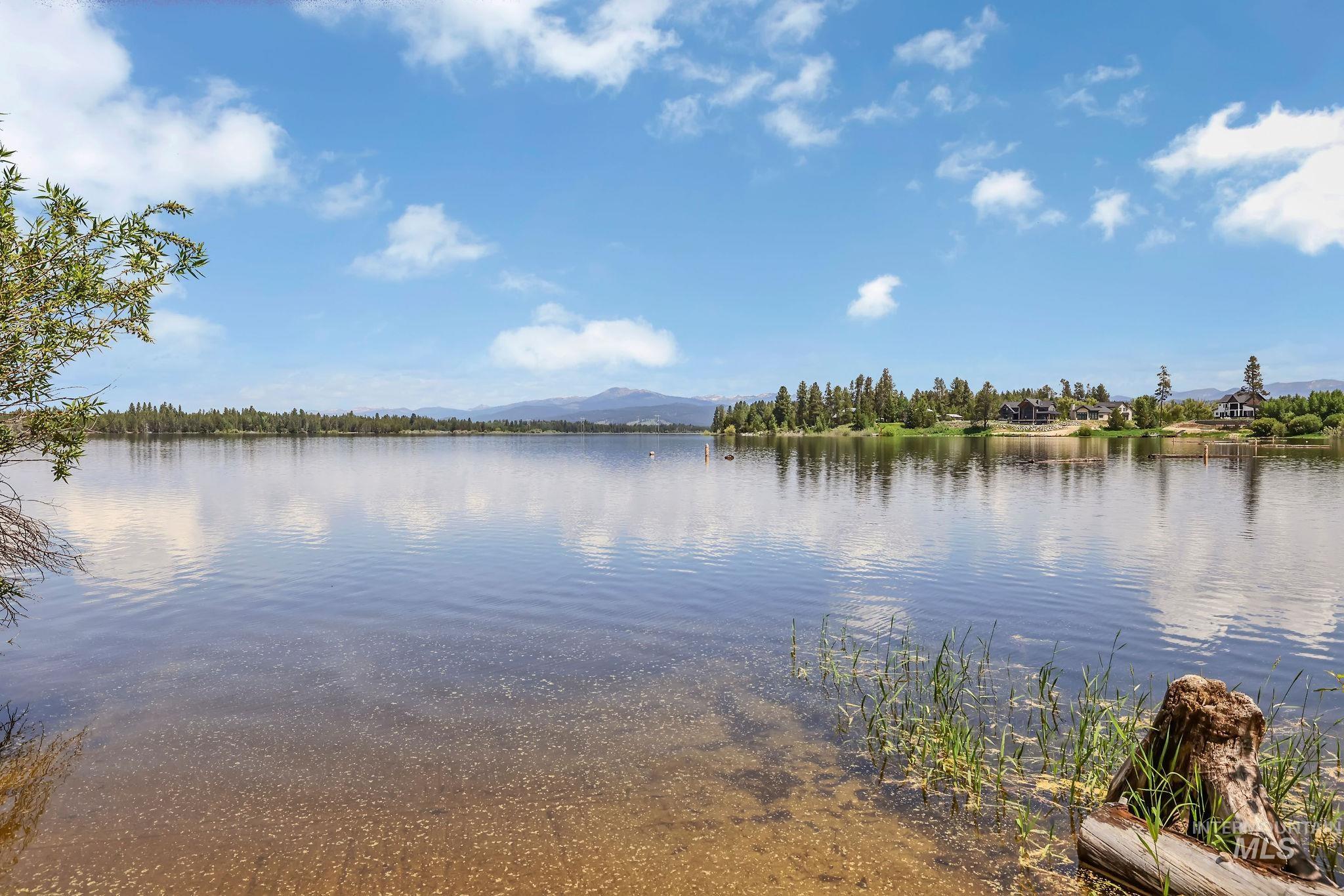 136 Paradise Lane Donnelly, ID 83615 - Photo 7 of 49