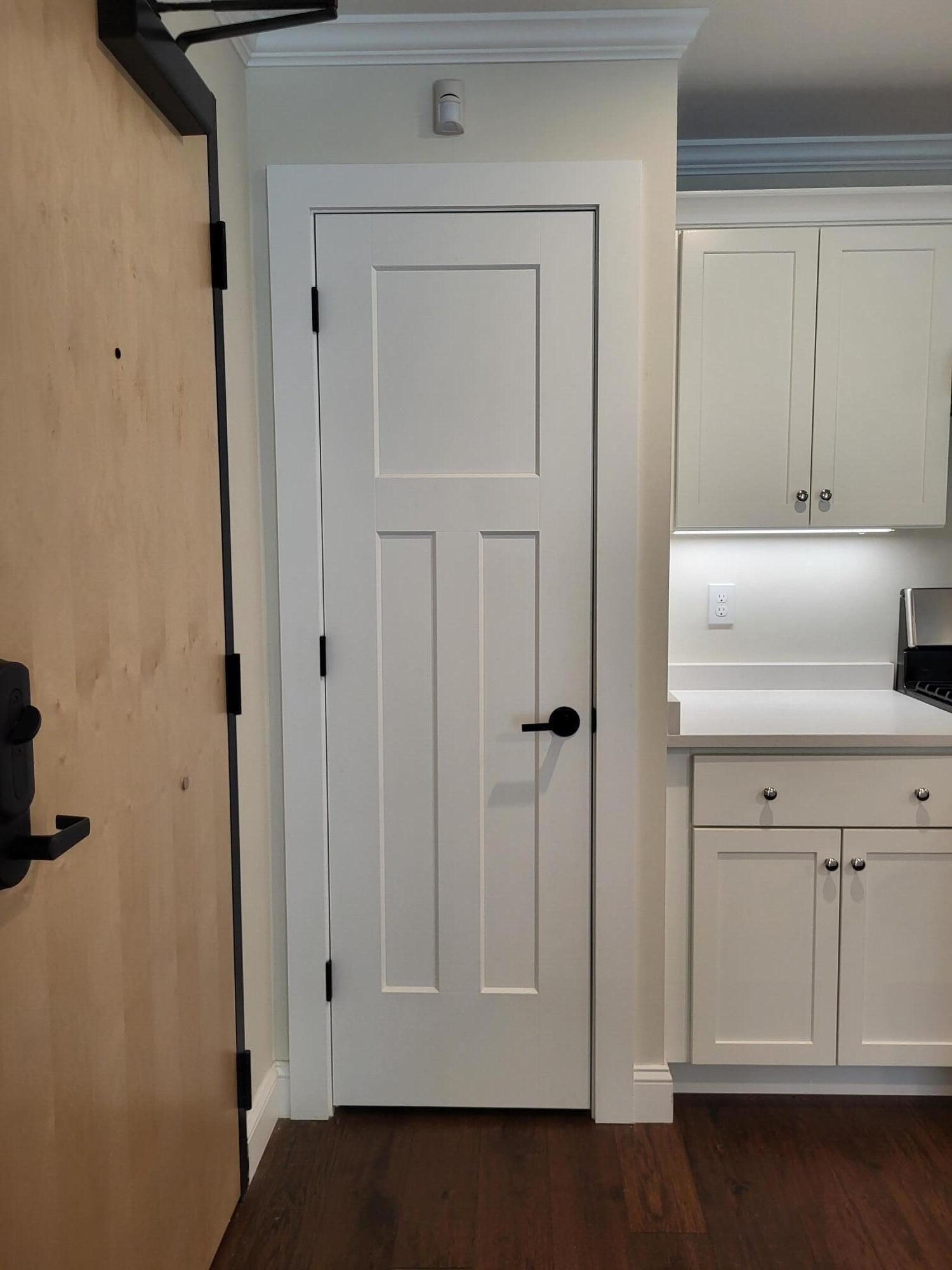 298 York Street, Unit 10 York, ME 03909 - Photo 9 of 27 Kitchen pantry 298