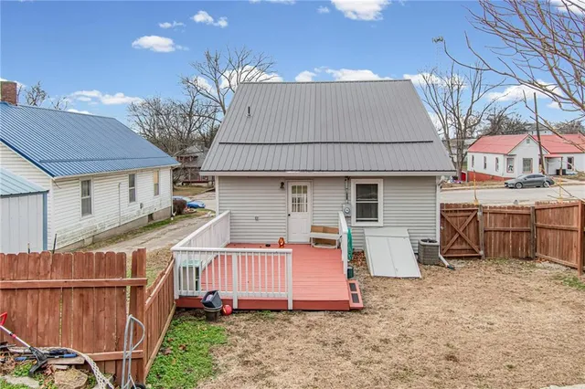 $99,900 | 209 South Folger Street, Carrollton, MO 64633