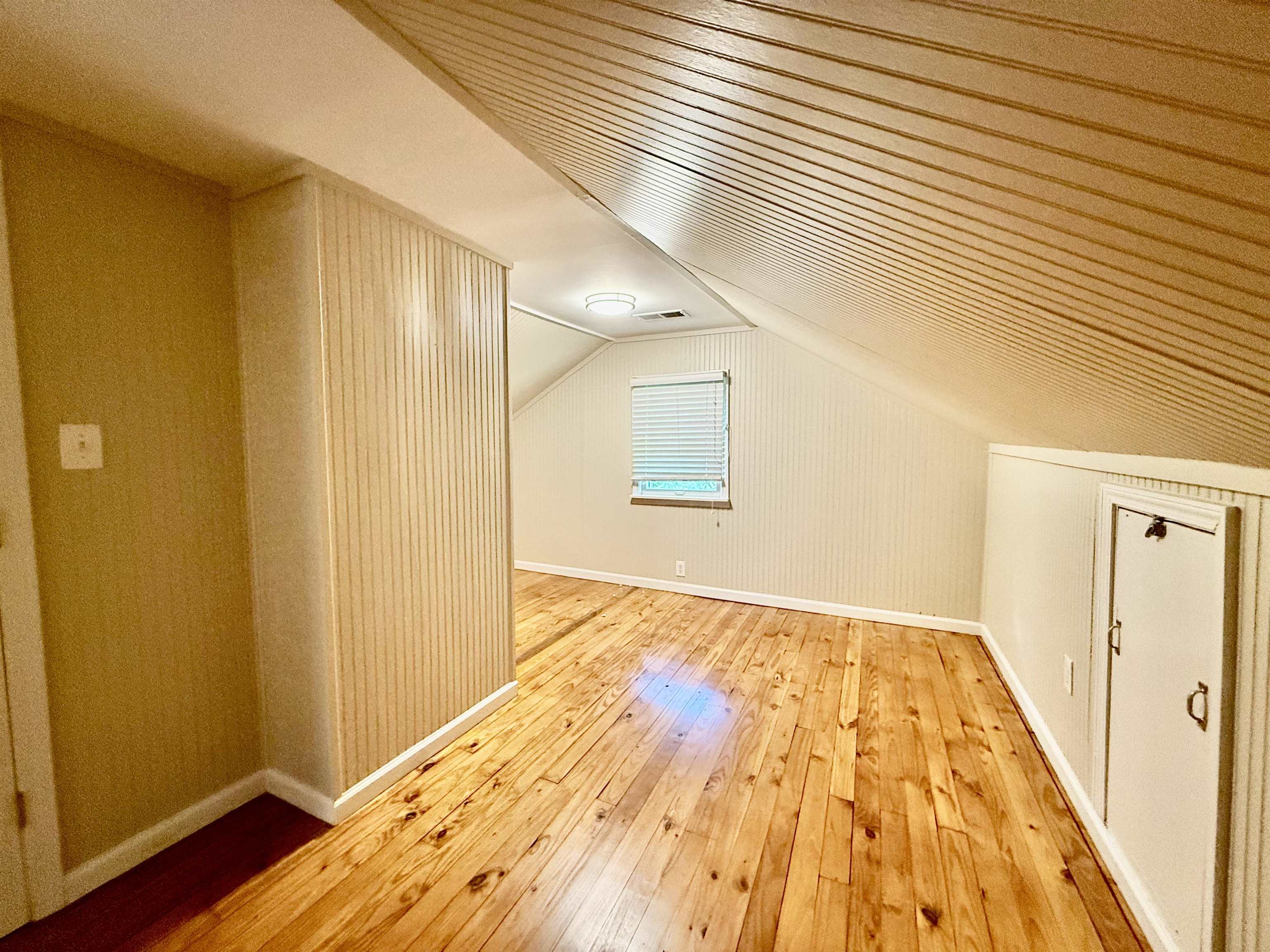 4120 Chambers Chapel Road Lakeland, TN 38002 - Photo 20 of 38 Bedroom featuring light wood finished floors, vaulted ceiling, and baseboards