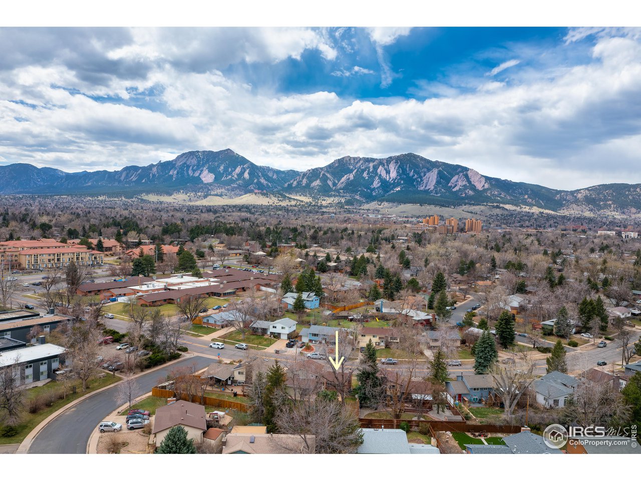 720 Mohawk Drive Boulder, CO 80303 - Photo 2 of 39