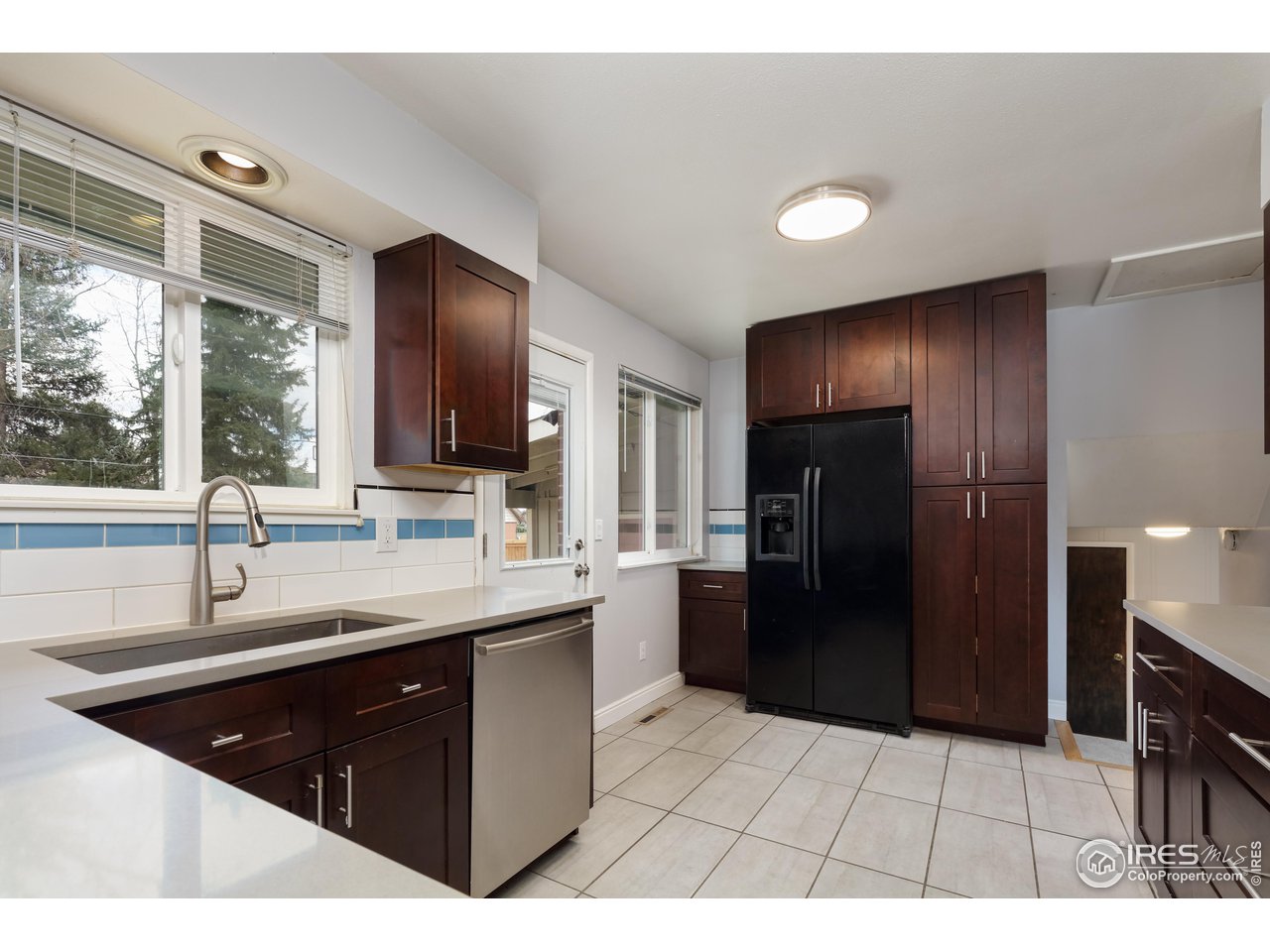 720 Mohawk Drive Boulder, CO 80303 - Photo 8 of 39