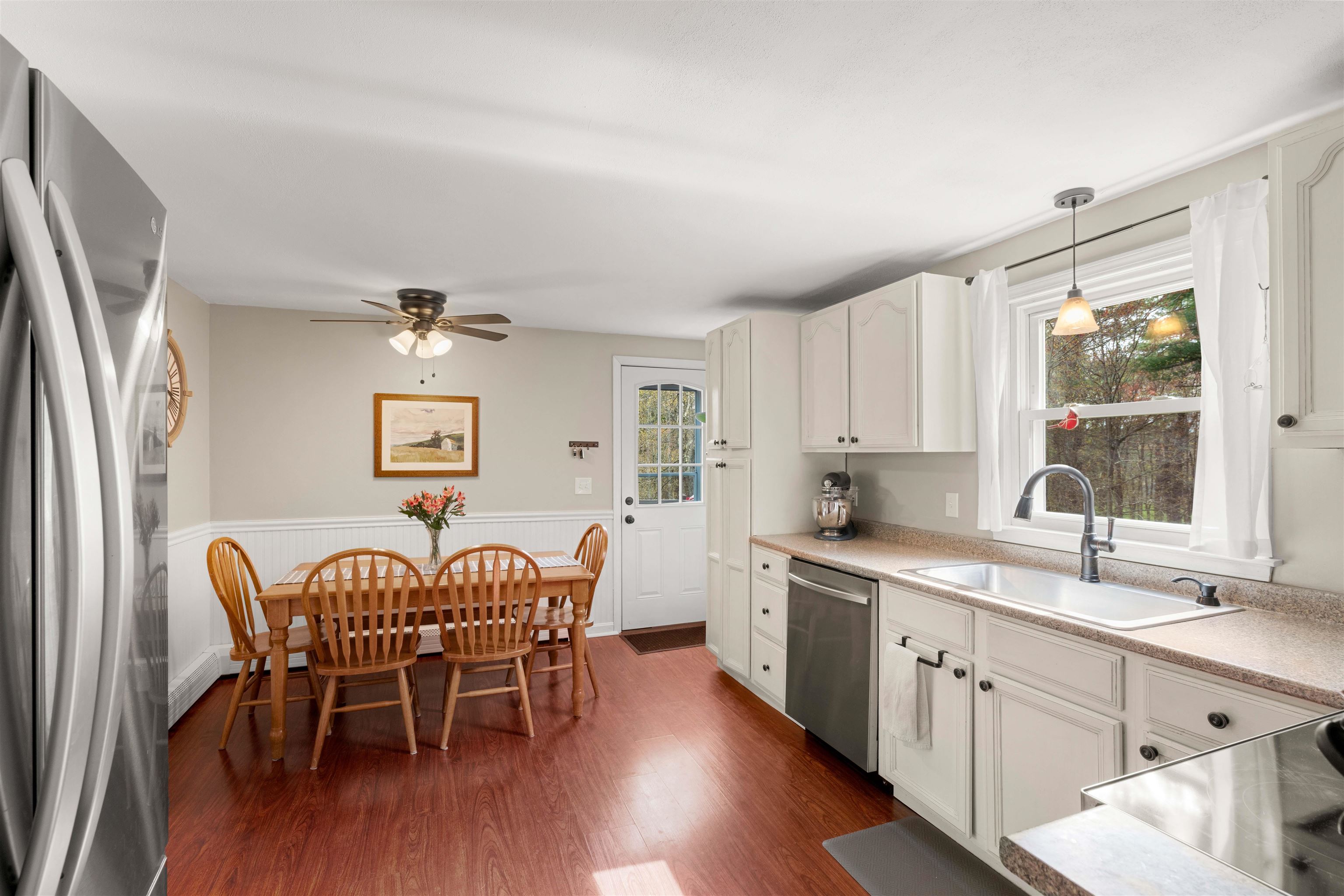 151 Rockingham Road, Unit A Derry, NH 03038 - Photo 10 of 33