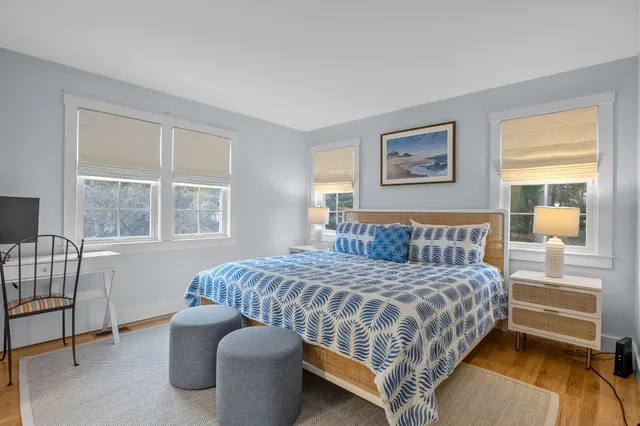 $1,095,000 | 16 2nd Avenue, Unit 4, Osterville, MA 02655