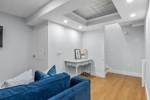 $1,095,000 | 16 2nd Avenue, Unit 4, Osterville, MA 02655