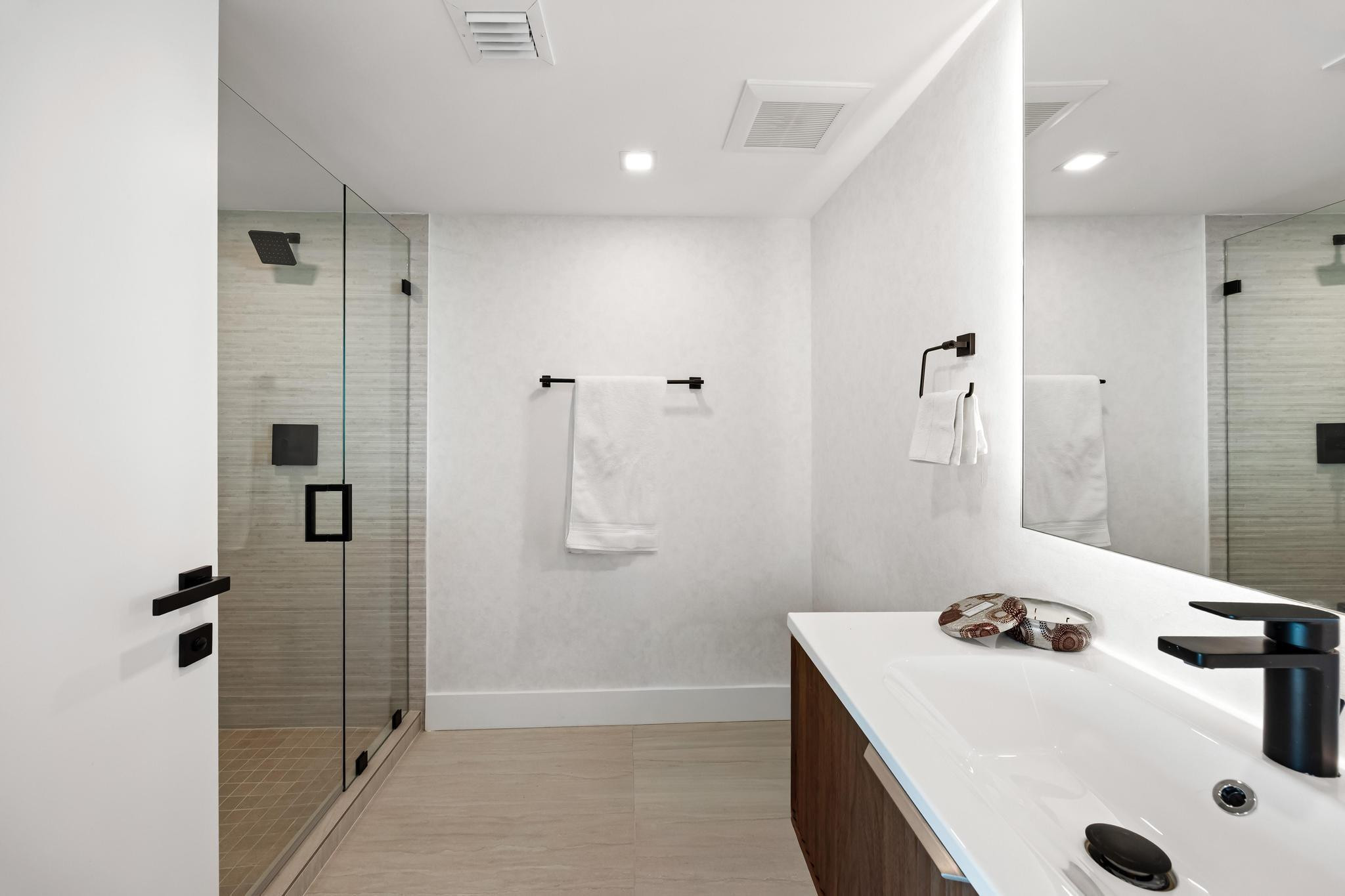 9499 Collins Avenue, Unit 603 Surfside, FL 33154 - Photo 21 of 42 Bathroom 1 w/ shower