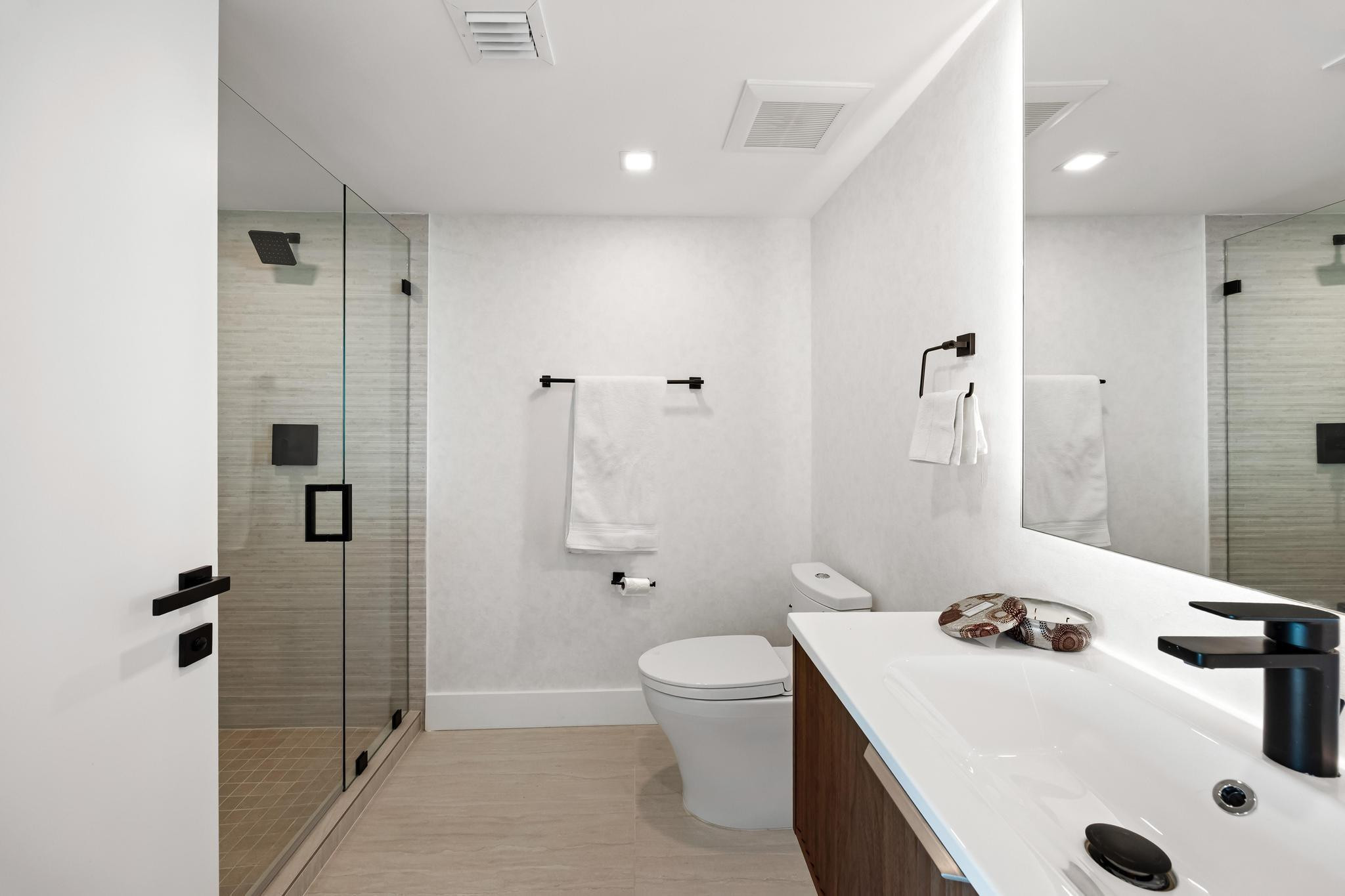 9499 Collins Avenue, Unit 603 Surfside, FL 33154 - Photo 24 of 42 Photo 24