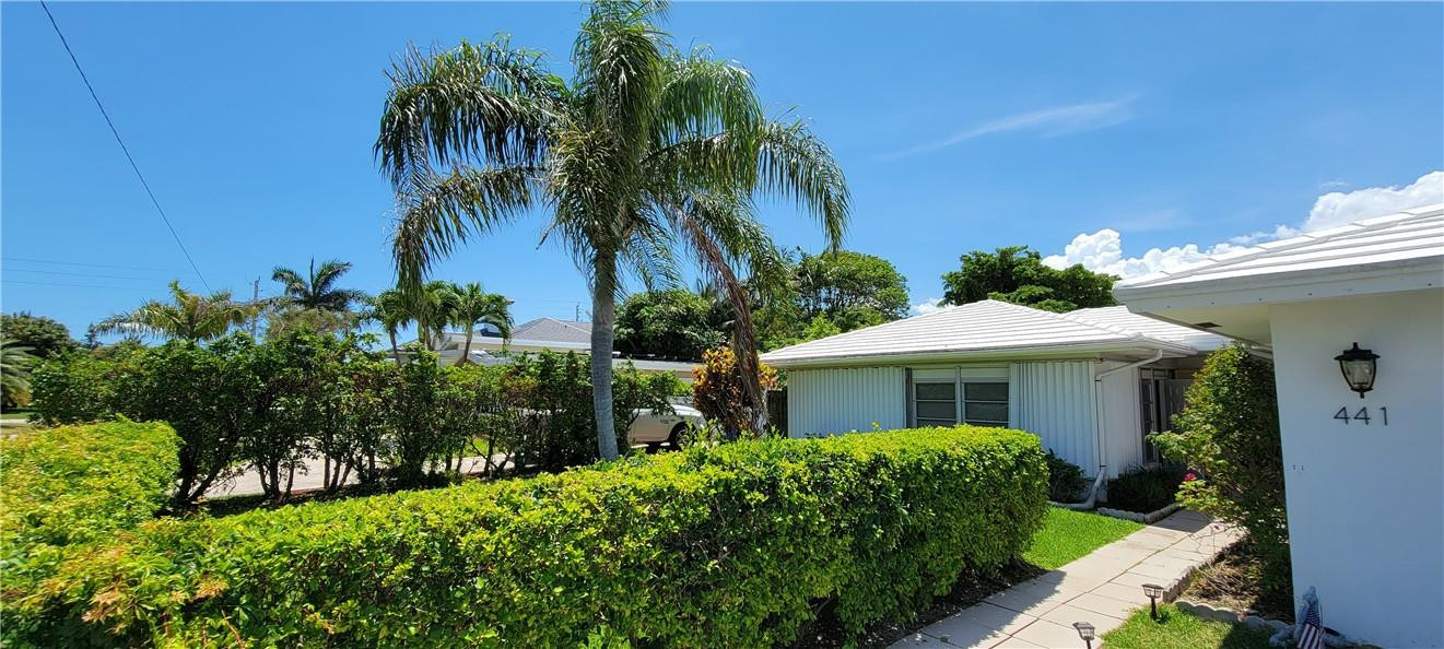 441 Northeast Spanish Court Boca Raton, FL 33432 - Photo 14 of 45 Photo 14