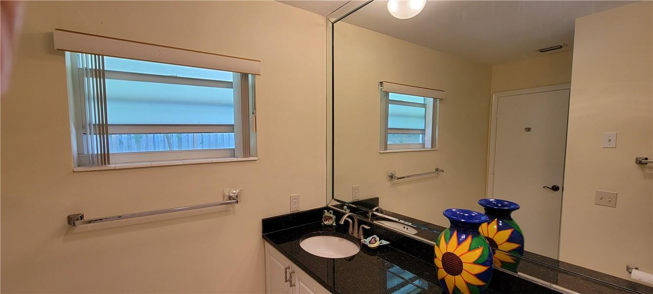 441 Northeast Spanish Court Boca Raton, FL 33432 - Photo 35 of 45 Photo 35