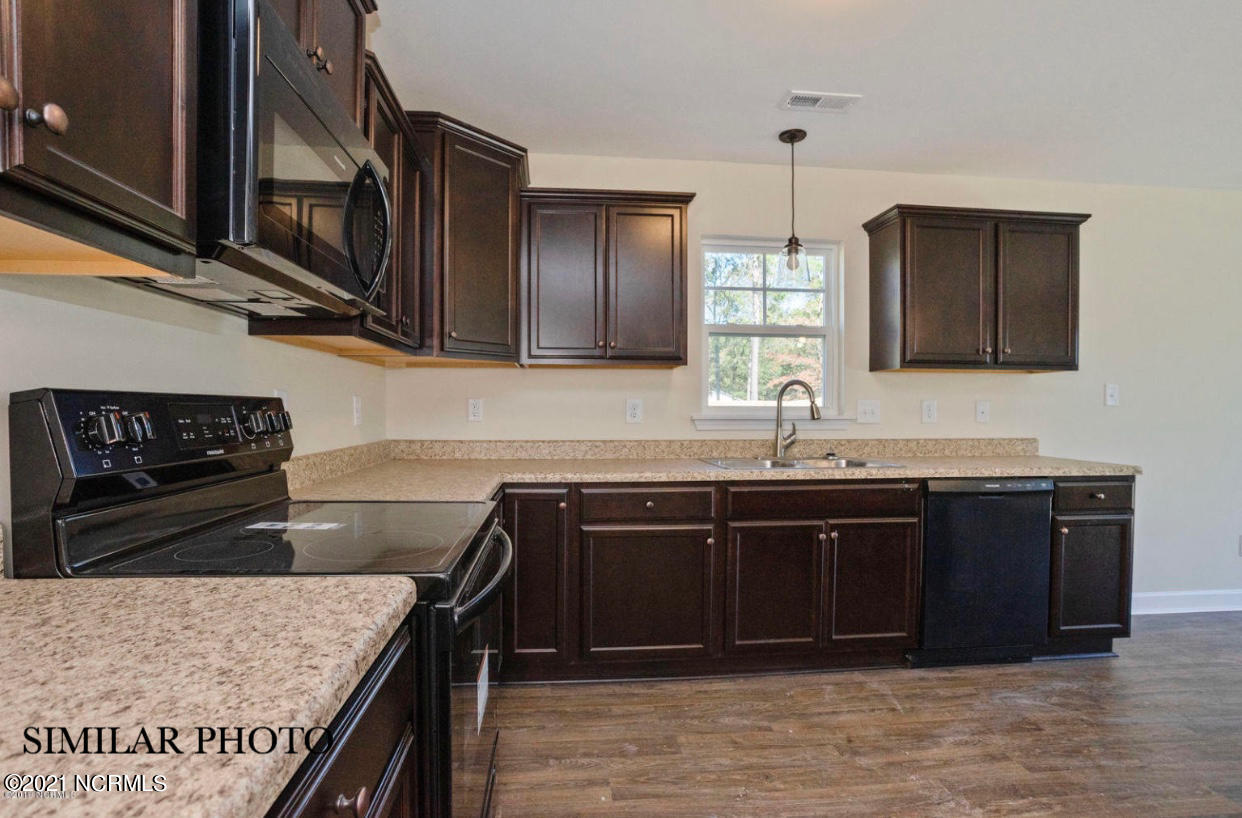 148 Uzzell Road Hubert, NC 28539 - Photo 9 of 18 SIMILAR PHOTO