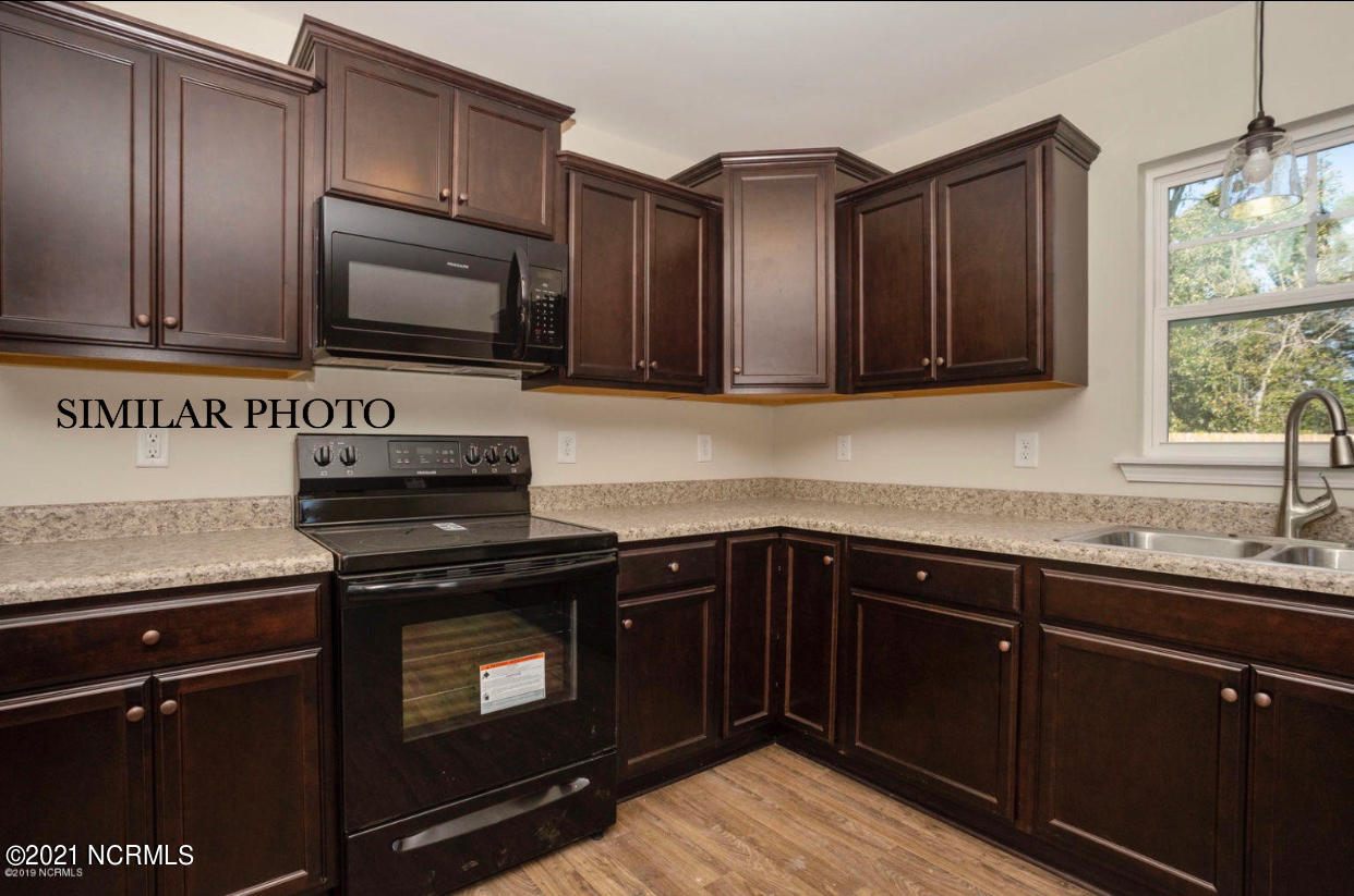 148 Uzzell Road Hubert, NC 28539 - Photo 10 of 18 SIMILAR PHOTO