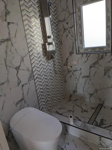 $899,000 | 102-31 164th Avenue | Howard Beach