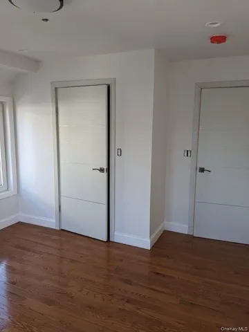 $899,000 | 102-31 164th Avenue | Howard Beach