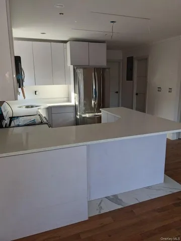 $899,000 | 102-31 164th Avenue | Howard Beach