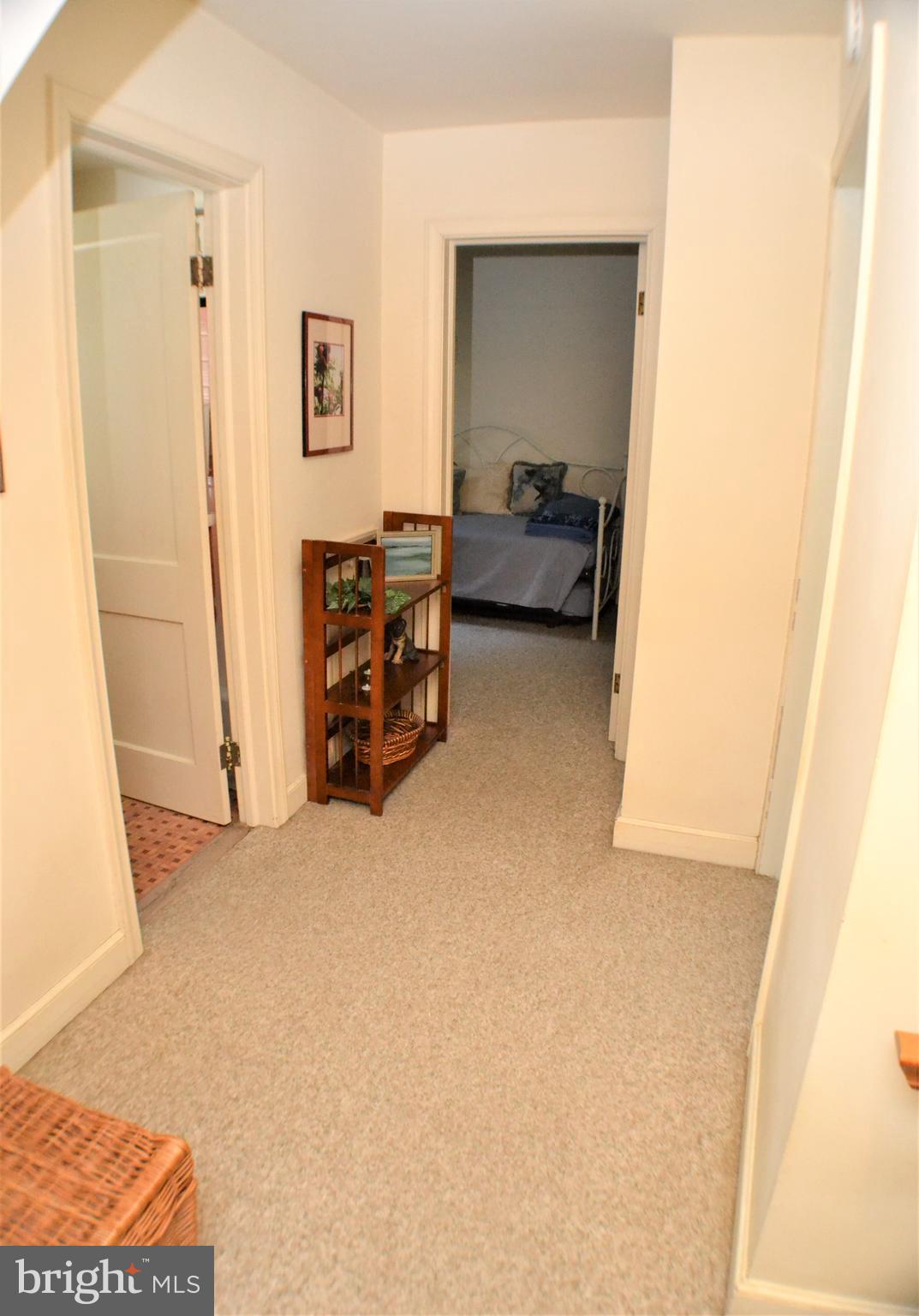 24 Green Ridge Road Yardley, PA 19067 - Photo 24 of 36 Hallway