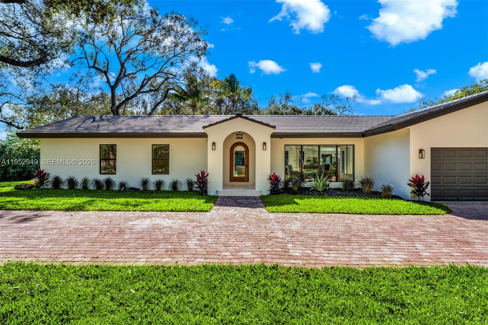 6650 Southwest 127th Street Pinecrest, FL 33156 - Photo 2 of 28