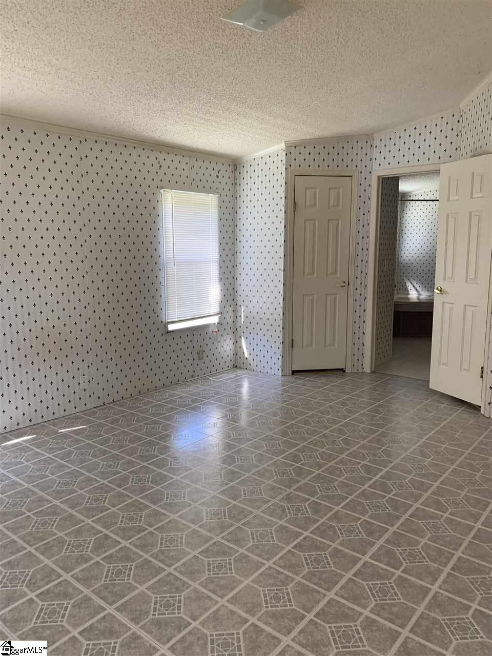 2185 Stewart Dairy Road Fountain Inn, SC 29644 - Photo 8 of 18 Gallery Image 8
