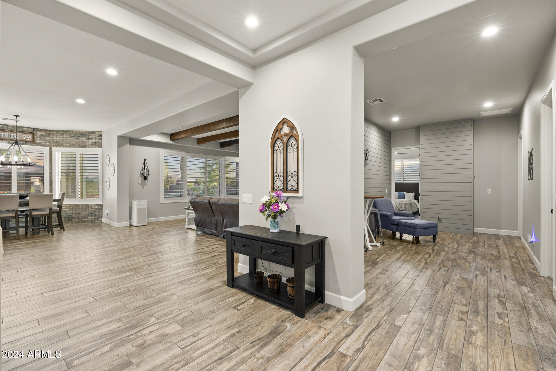 21 West Cloud Road Phoenix, AZ 85086 - Photo 25 of 97 1-123