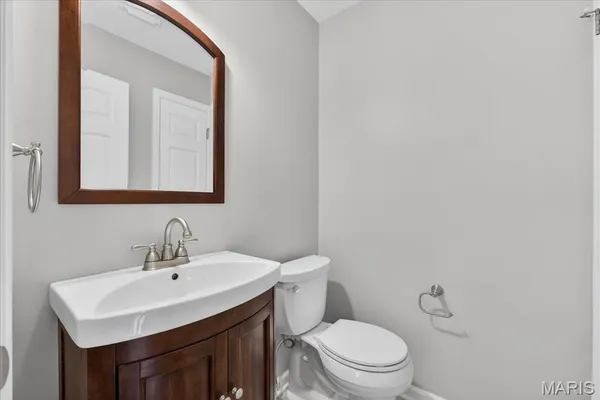 $255,000 | 1038 Brooksgate Manor Drive, Kirkwood, MO 63122