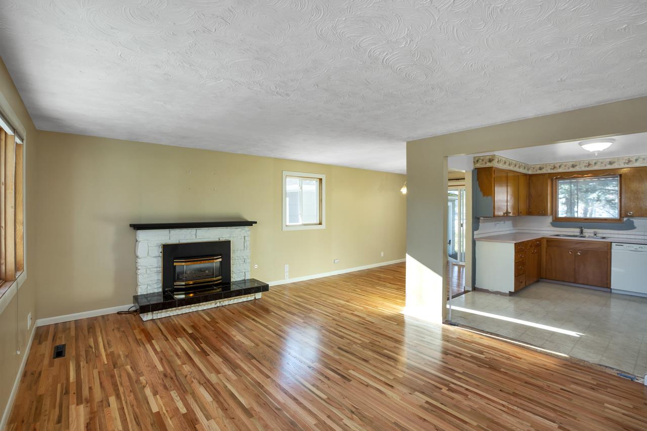 3903 North Farr Road Spokane, WA 99206 - Photo 3 of 20