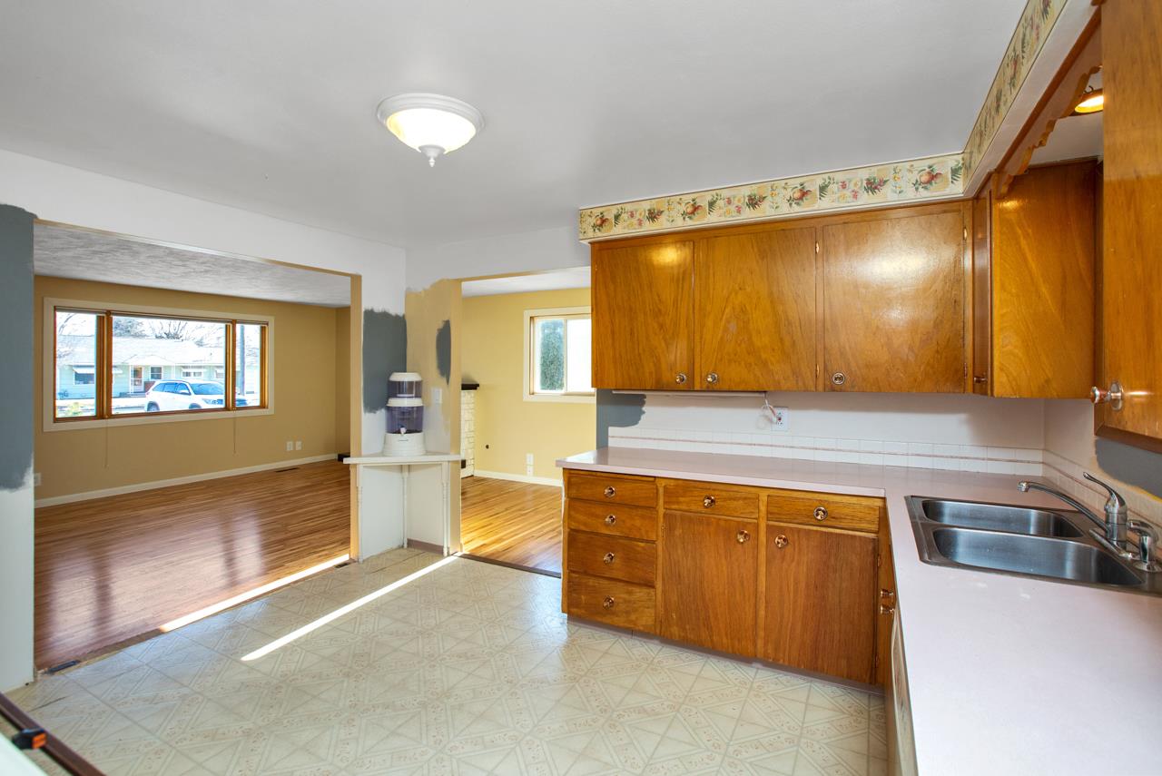 3903 North Farr Road Spokane, WA 99206 - Photo 6 of 20
