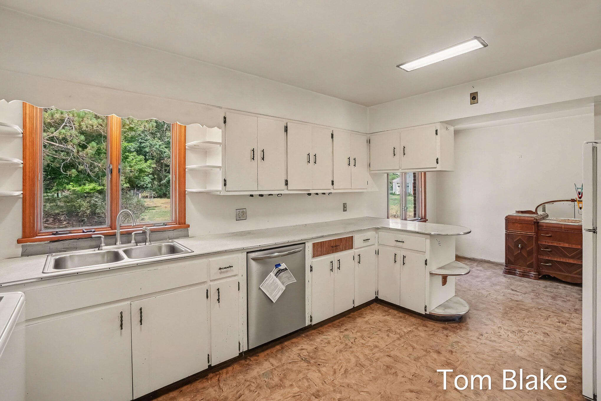 1074 Hendrick Road Muskegon, MI 49441 - Photo 13 of 28 Untitled-249