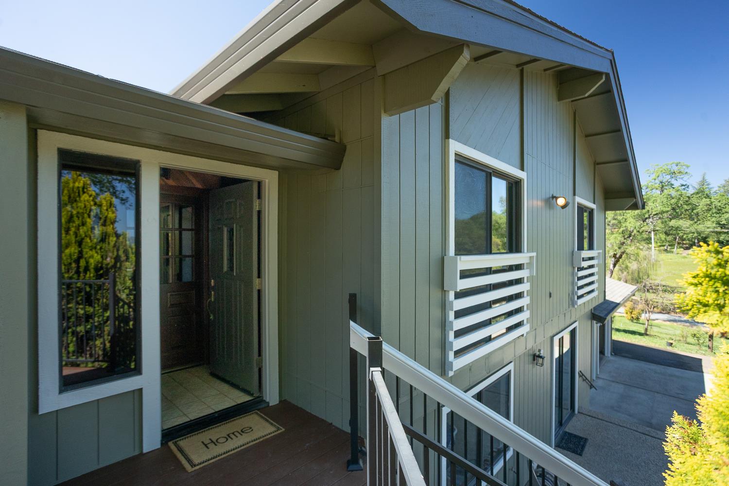 22801 Hidden Ranch Road Auburn, CA 95602 - Photo 2 of 94