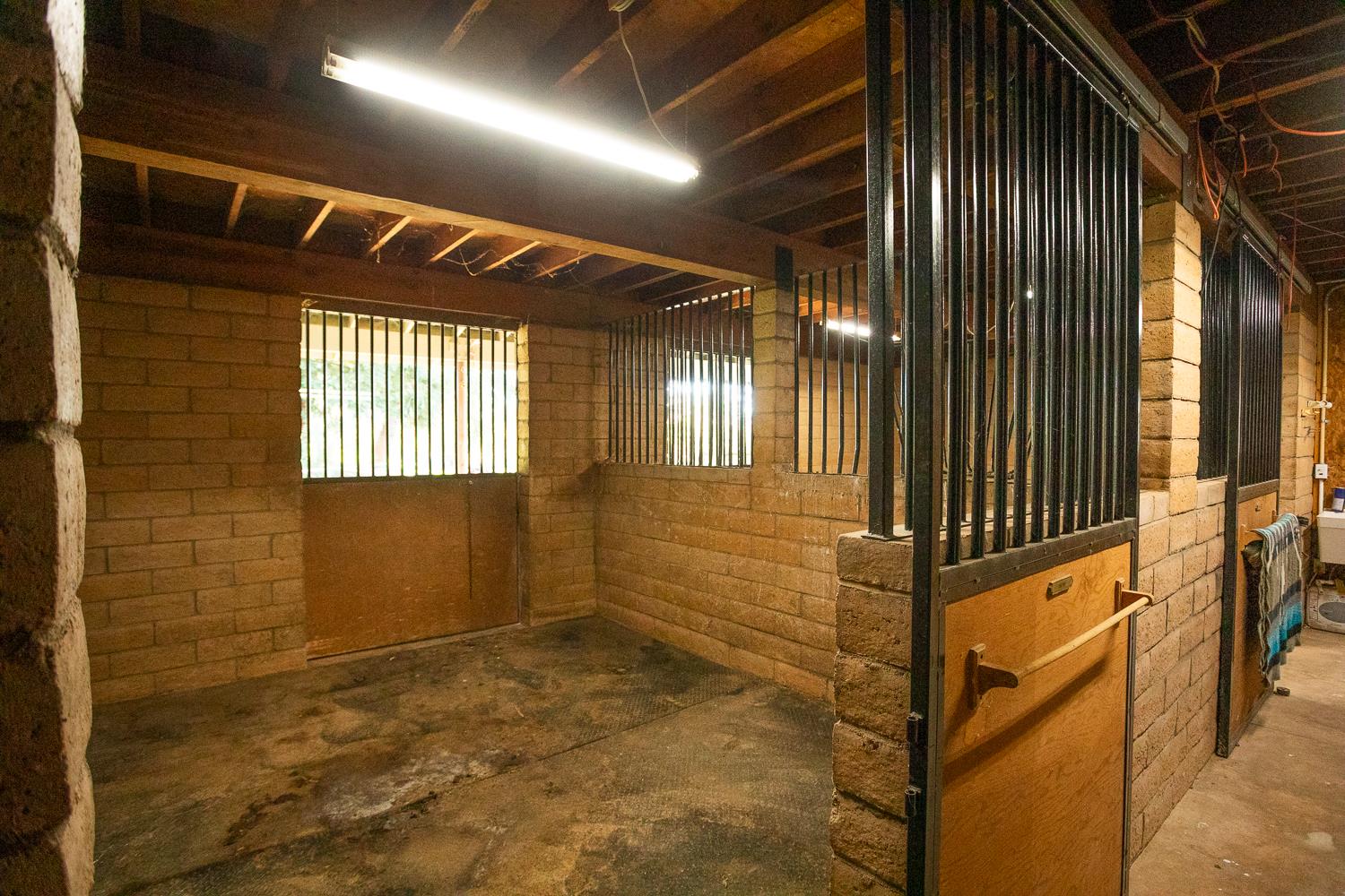 22801 Hidden Ranch Road Auburn, CA 95602 - Photo 60 of 94 a view of an empty room