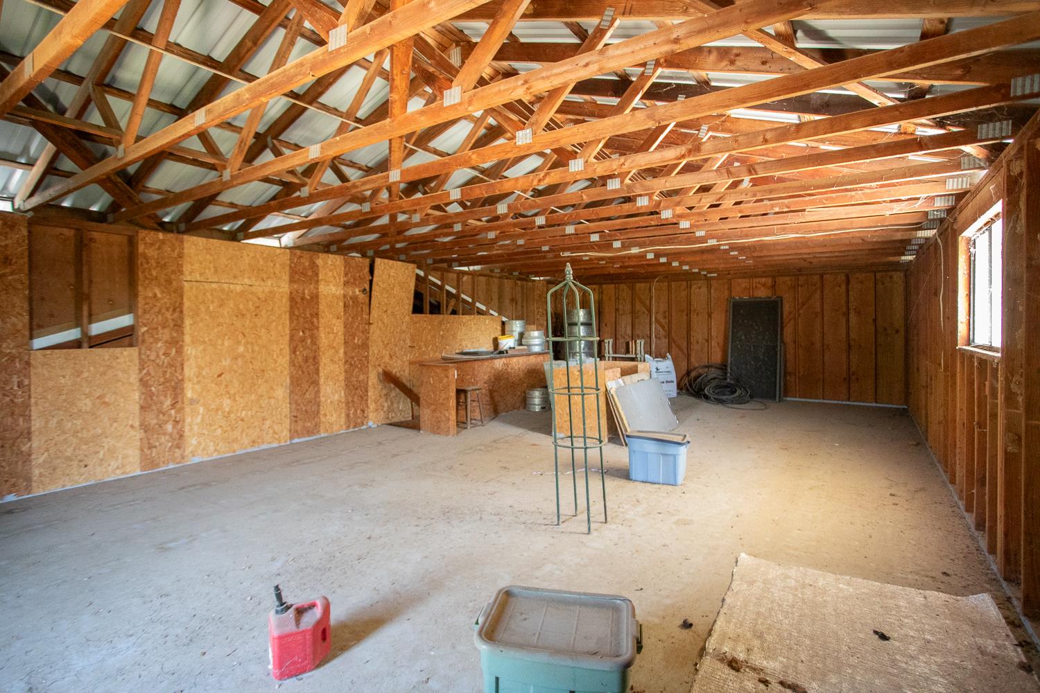 22801 Hidden Ranch Road Auburn, CA 95602 - Photo 65 of 94 a view of a room with wooden floor