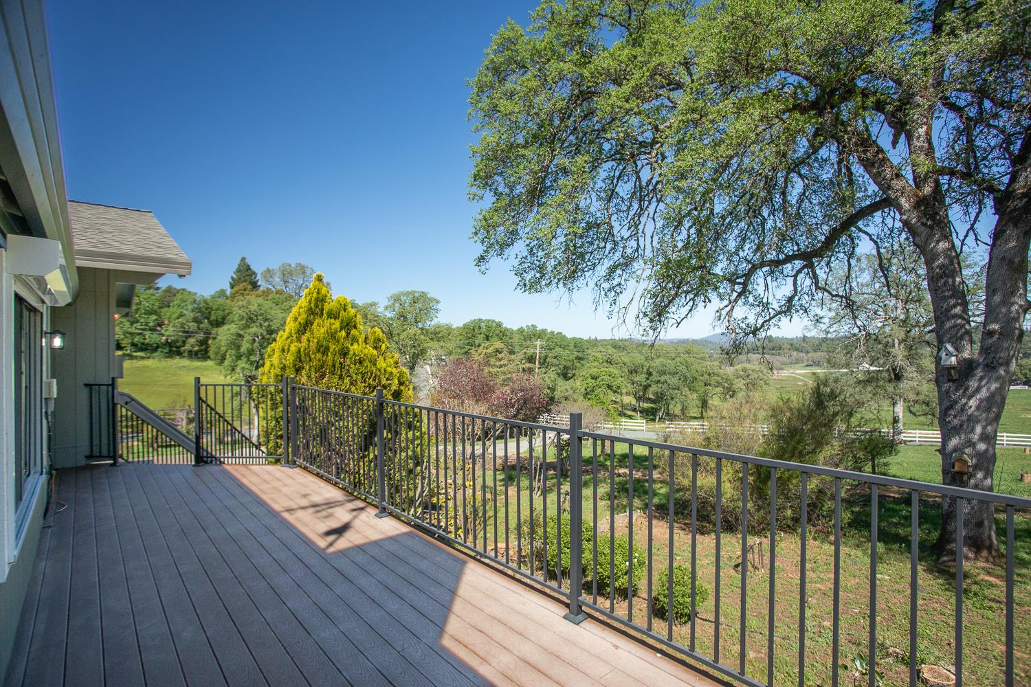 22801 Hidden Ranch Road Auburn, CA 95602 - Photo 8 of 94 a view of a balcony with an outdoor space