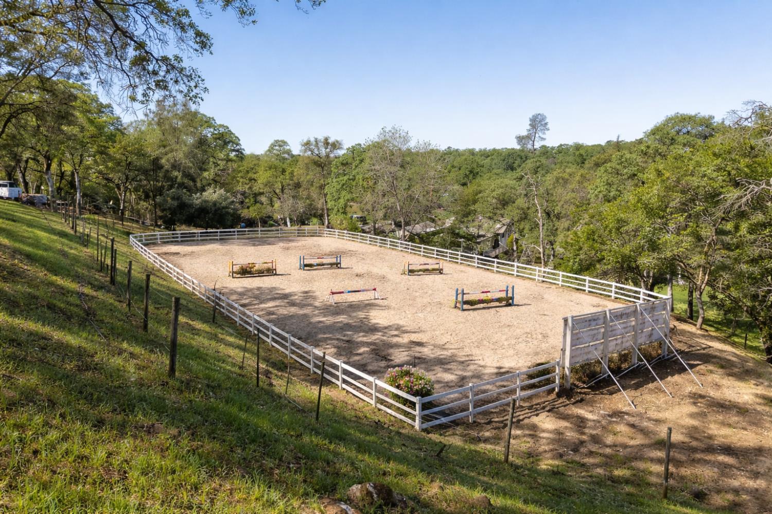 22801 Hidden Ranch Road Auburn, CA 95602 - Photo 84 of 94 Equestrian Area