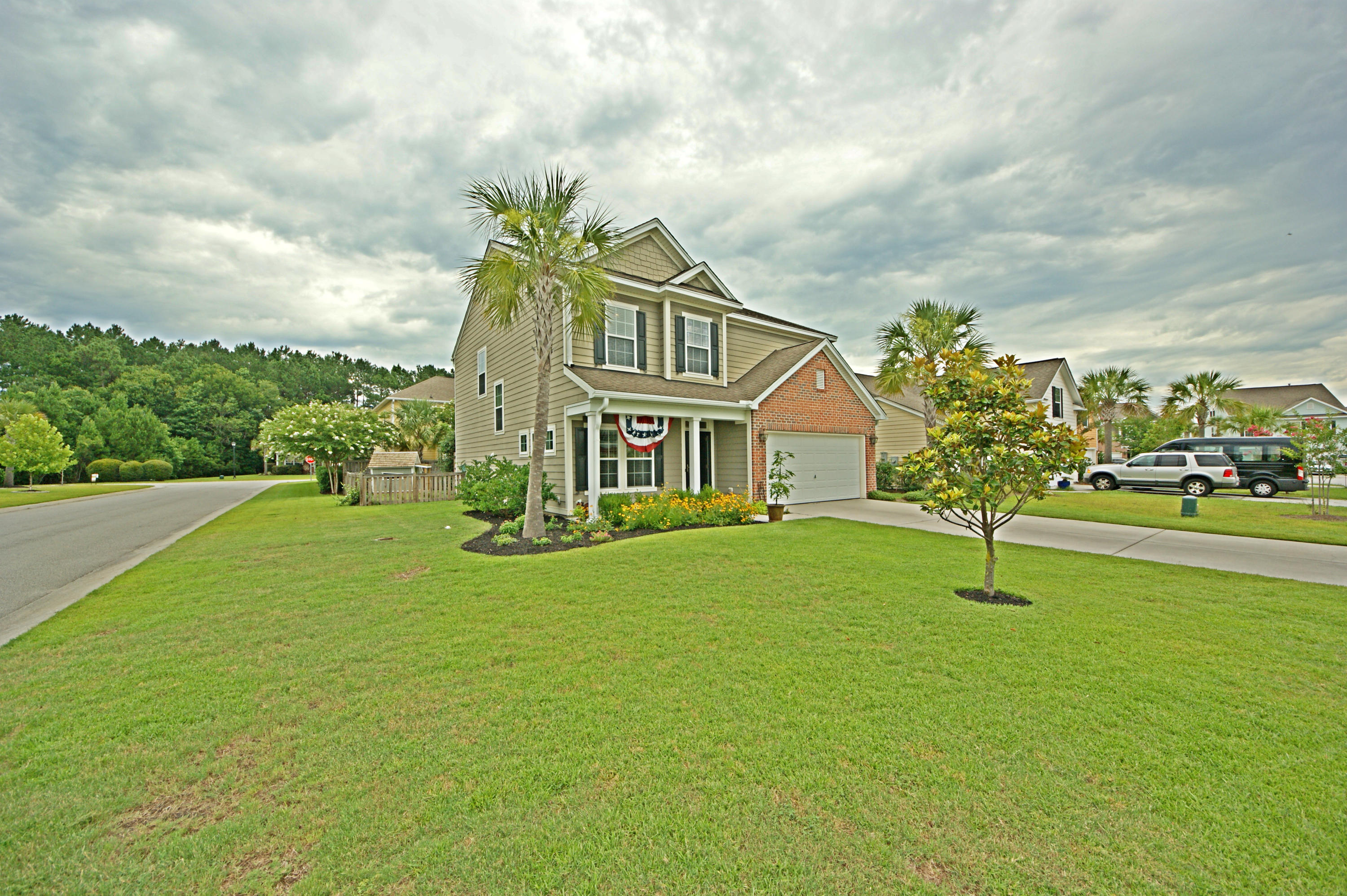 102 Tea Farm Way Wando, SC 29492 - Photo 3 of 17 070816 077