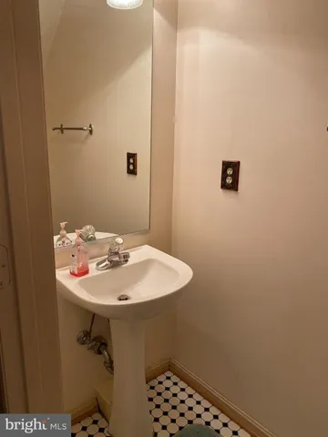 $3,200 | 9324 Daly Court, Laurel, MD 20723