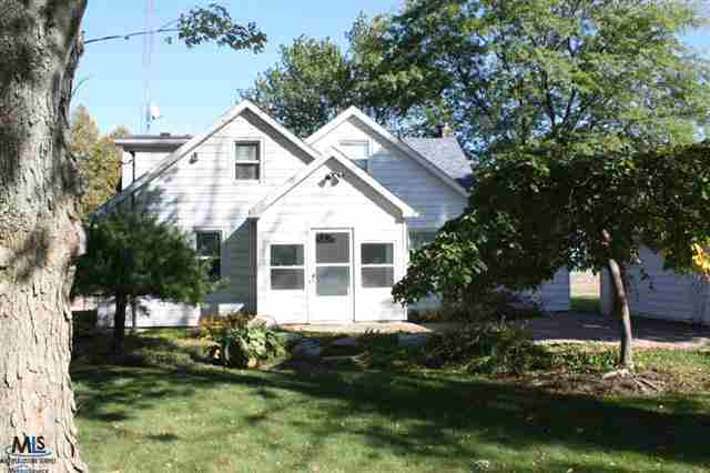 124 North Ridge Street Port Sanilac, MI 48469 - Photo 1 of 23 31137114.JPG