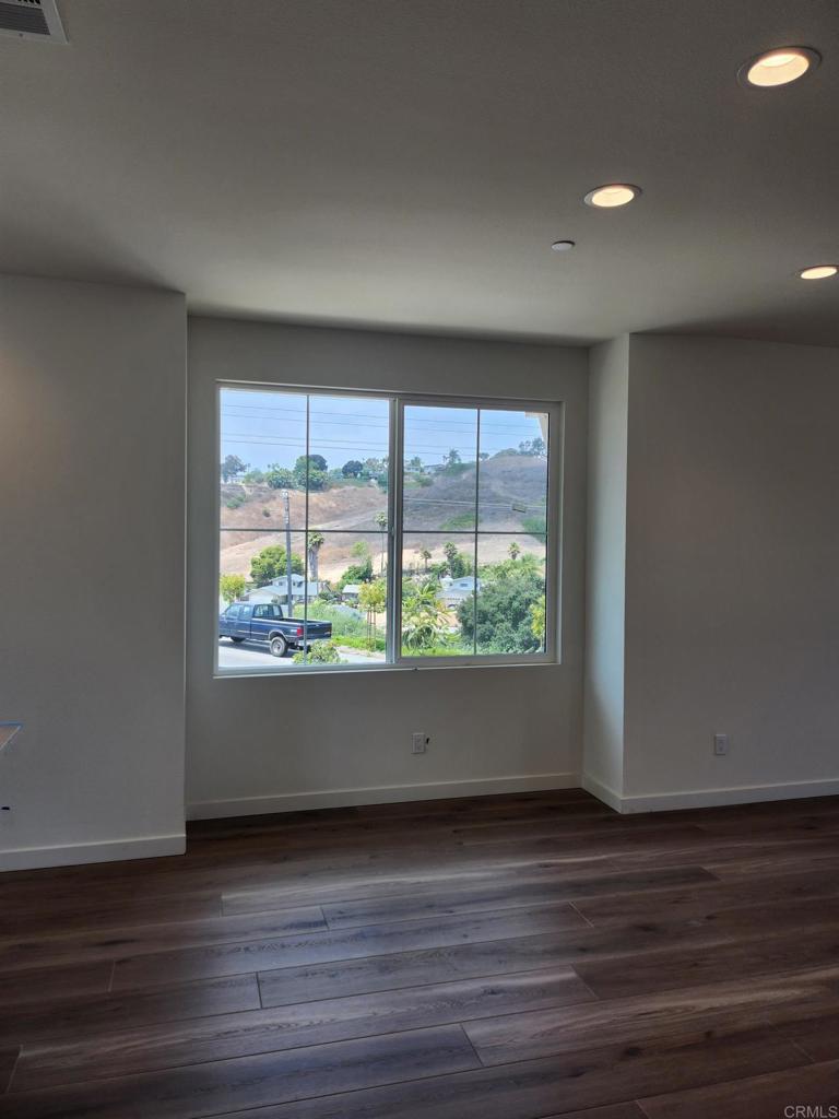 4564 Catmint Lane Carlsbad, CA 92008 - Photo 4 of 15