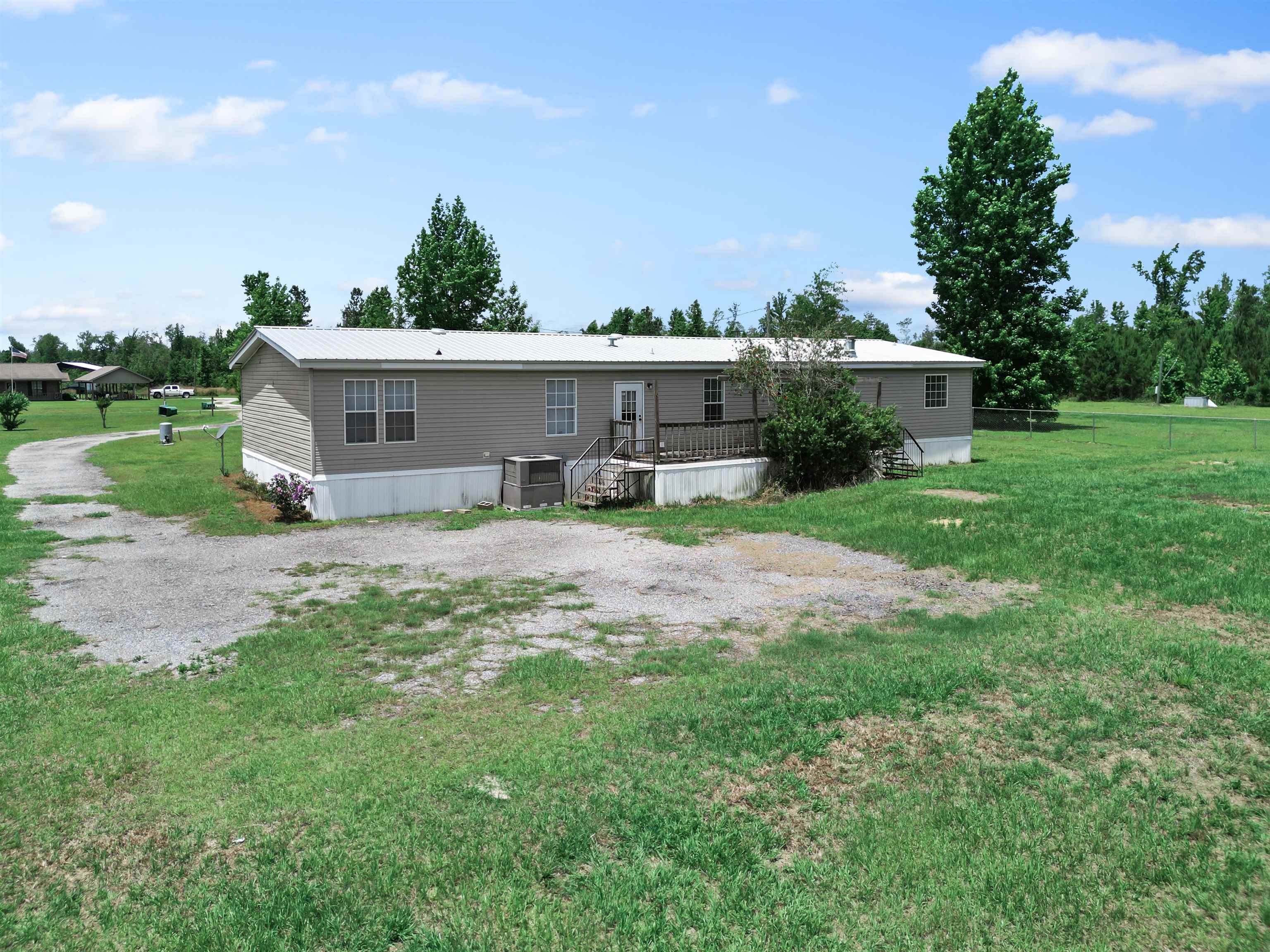 20711 County Road 275 Altha, FL 32421 - Photo 2 of 35