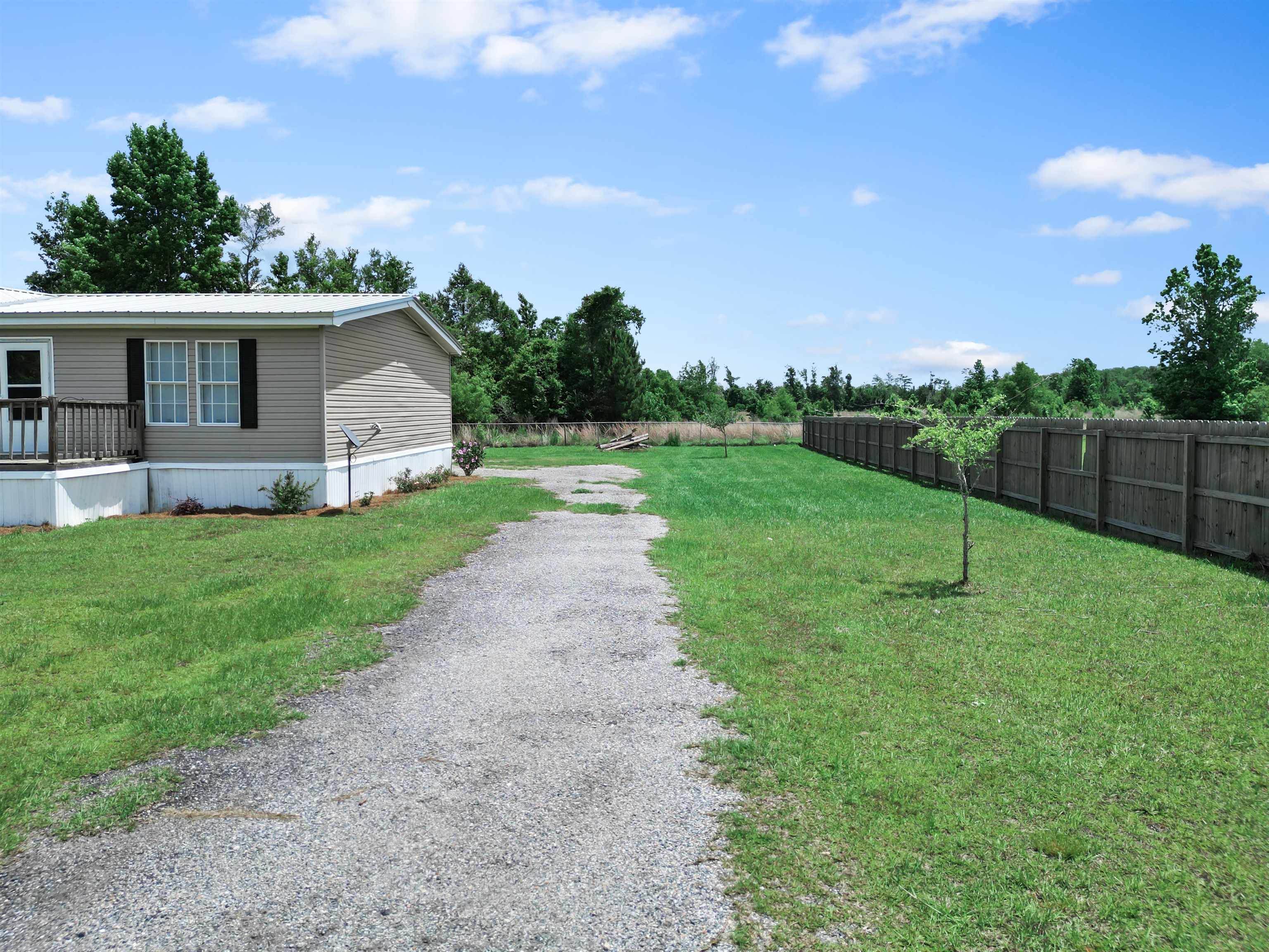 20711 County Road 275 Altha, FL 32421 - Photo 6 of 35