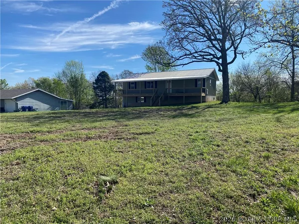 $399,900 | 324 3rd Street, Camdenton, MO 65020