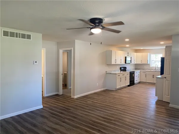 $399,900 | 324 3rd Street, Camdenton, MO 65020