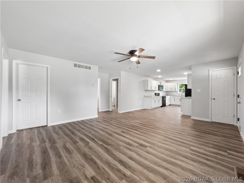 324 3rd Street Camdenton, MO 65020 - Photo 6 of 52