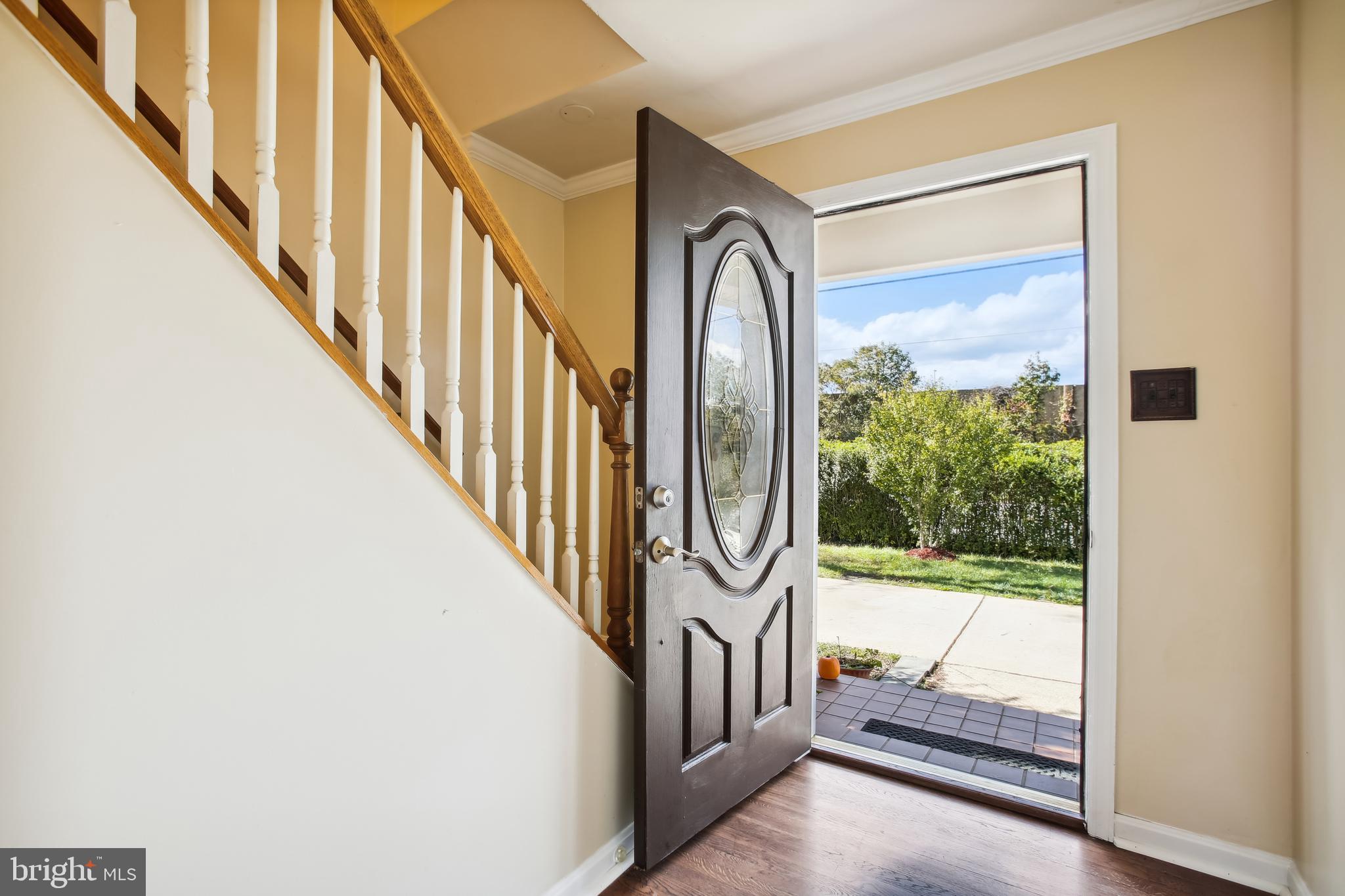 7415 Loisdale Road Springfield, VA 22150 - Photo 4 of 48 Gallery Image 4