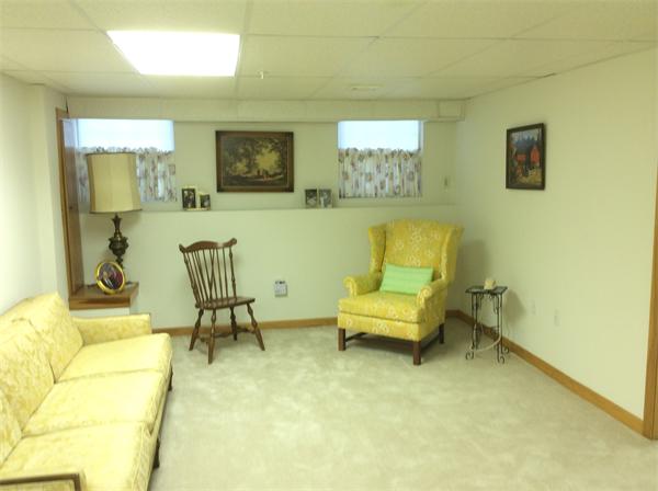 25 Castle Hills Road, Unit B Agawam, MA 01001 - Photo 17 of 20 Gallery Image 17
