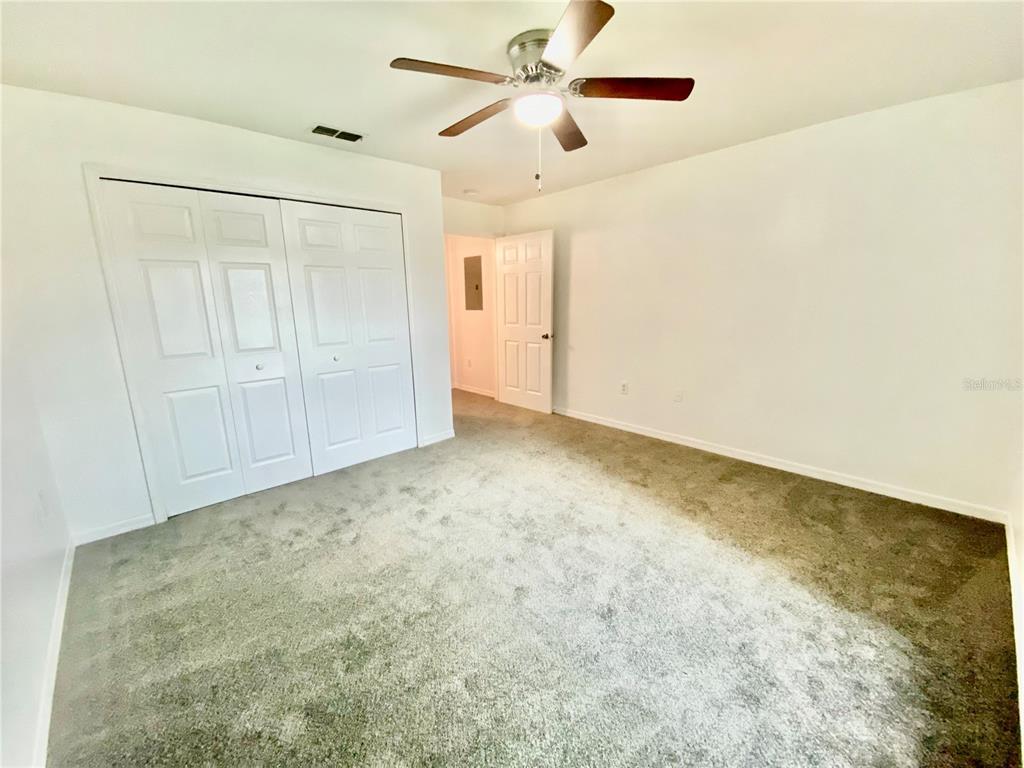5459 Vineland Road, Unit 4210 Orlando, FL 32811 - Photo 23 of 25 a view of an empty room