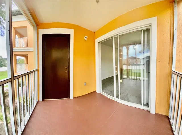 $1,450 | 5459 Vineland Road, Unit 4210, Orlando, FL 32811
