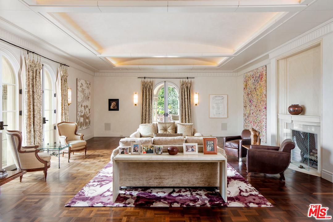 10539 Bellagio Road Los Angeles, CA 90077 - Photo 6 of 15